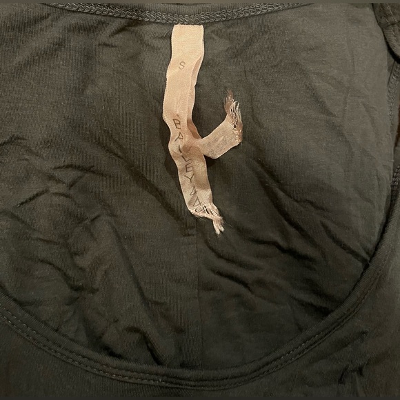 Bailey 44 Asymmetrical Top with batwing sleeve. Small. Gray/beige color. - Picture 6 of 6